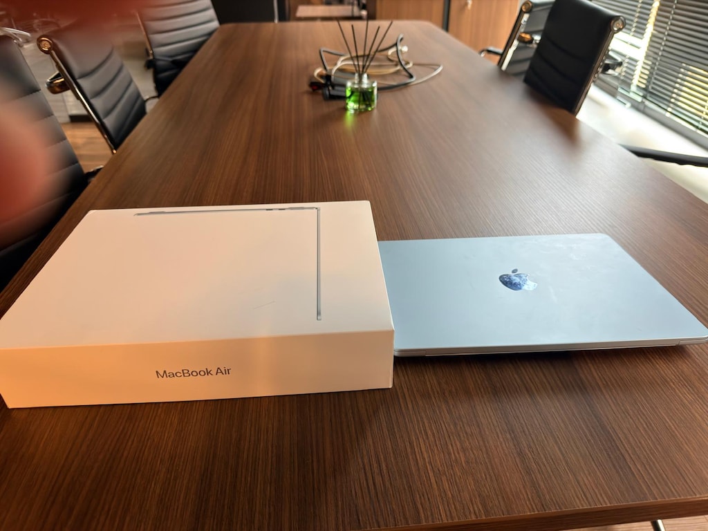MACBOOK AIR M5 YURTİÇİ EMSALSİZ - 2