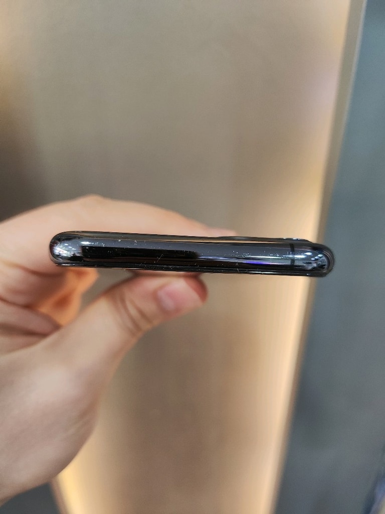SORUNSUZ İPHONE 11 PRO 256 GB PİL 100 - 6