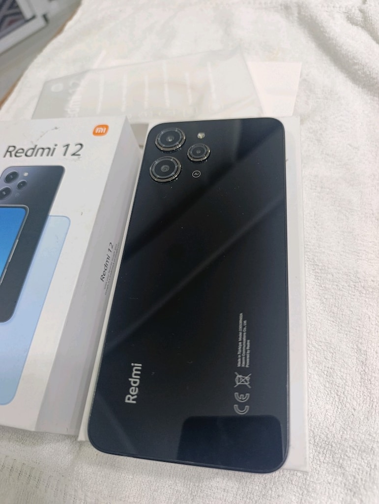 redmi 12 8 + 8 RAM 128 gb kutulu faturalı - 2