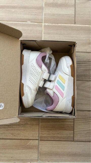 adidas tensaur 22 numara temiz ayakkabı