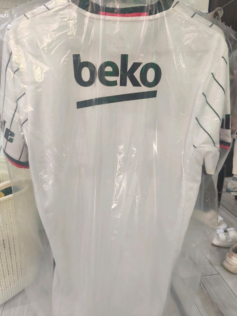 BEŞİKTAŞ ŞAMPİYON BEYAZ FORMA - 2