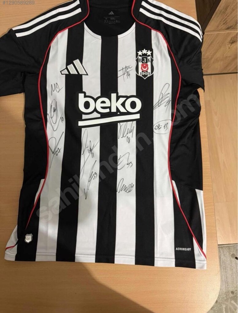 beşiktaş imzalı forma