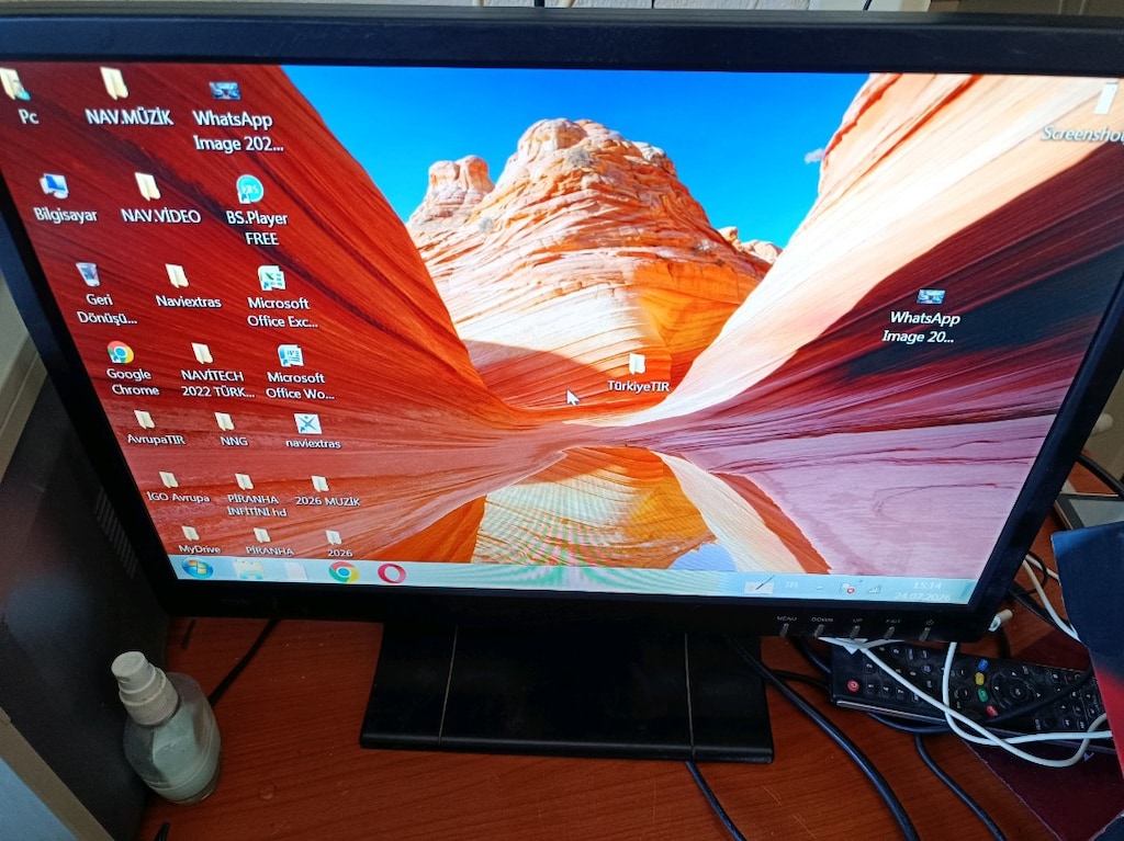 Datron Monitör 19" VGA kablolu Hatasız - 6