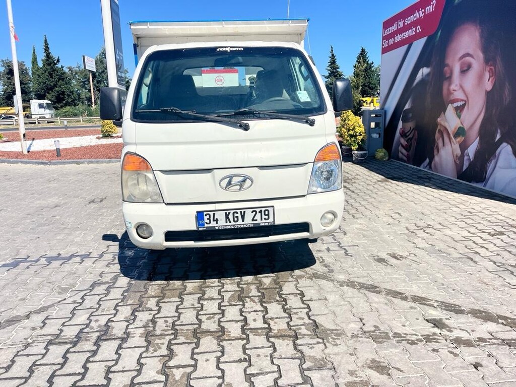 Hyundai H-100