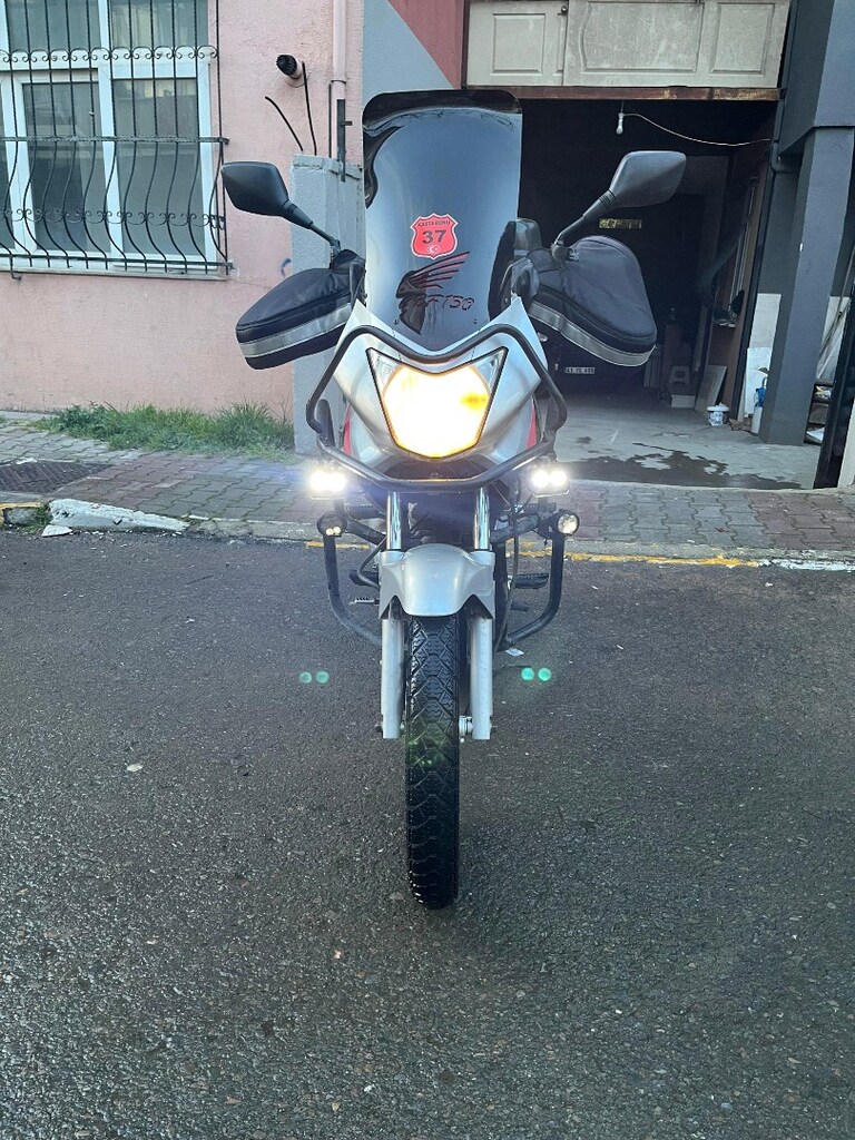 HONDA CBF 150 - 4
