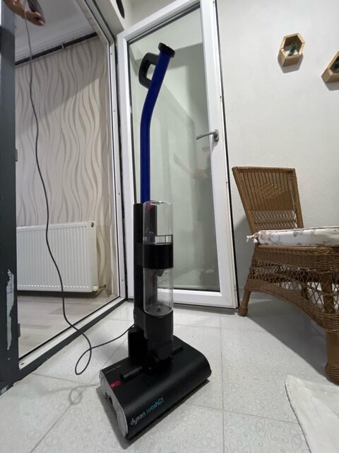 Dyson wash g1 ıslak zemin temizleyici