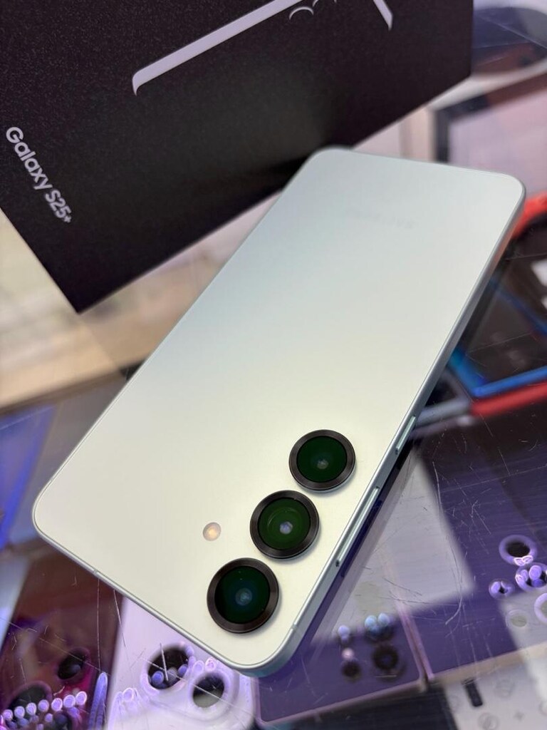 SAMSUNG S25+ PLUS 256 GB 12 GB RAM SIFIR 24 AY TÜRKİYE GARANTİLİ SIFIR - 5