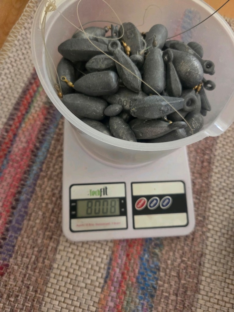 Toplu Balıkçılık Seti – Takım Çantası + 8 kg Kurşun + Makara + Misina - 3