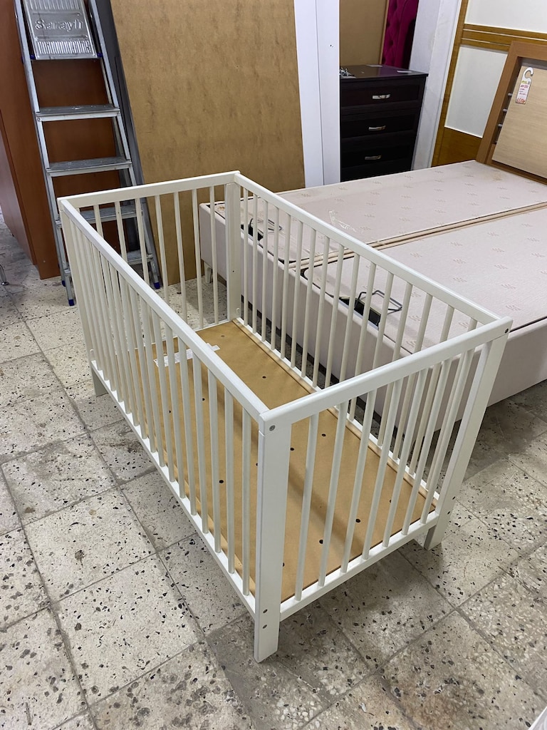 2. EL IKEA MARKA AHŞAP BEBEK BEŞIĞI - 4