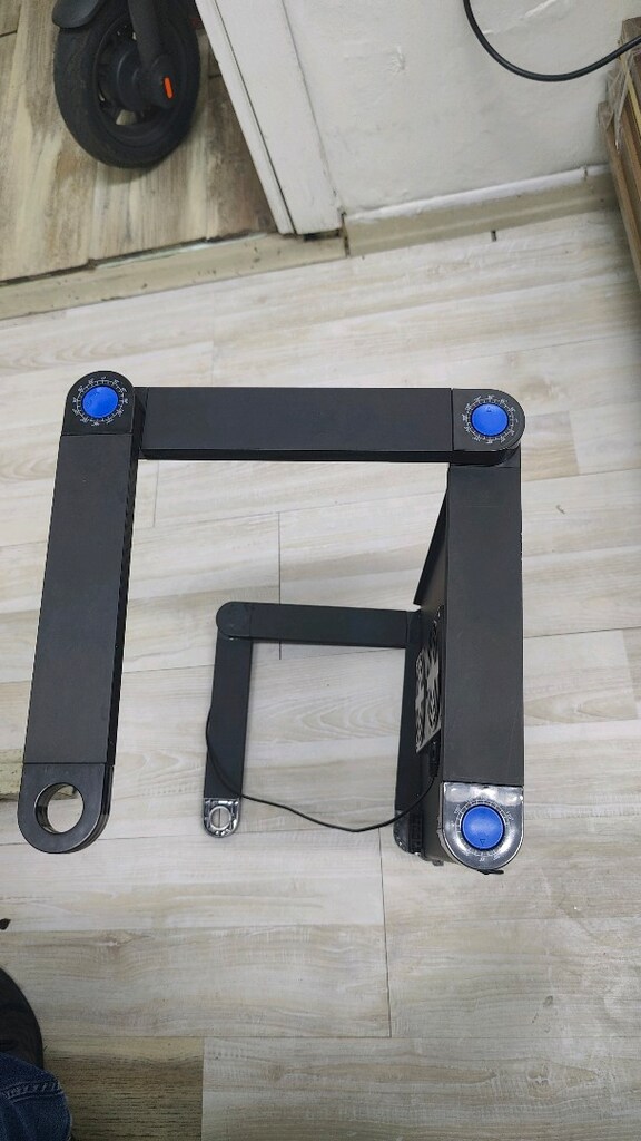 Soğutuculu Ayarlanabilir Laptop Standı ip1 - 5