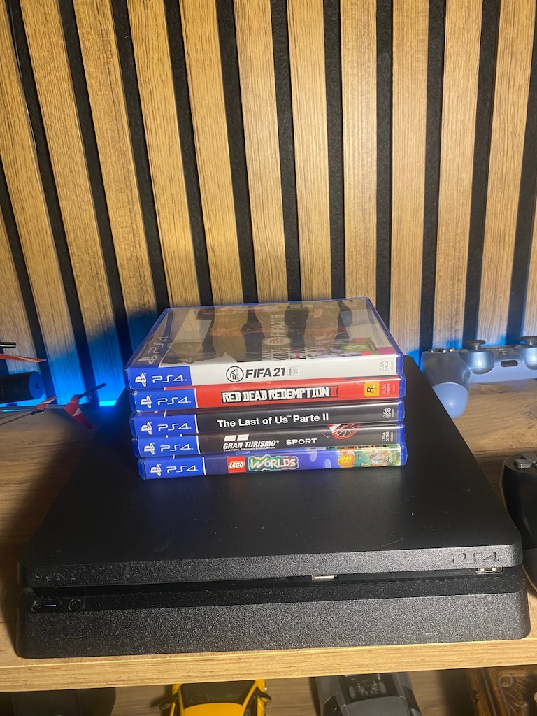 Playstayion 4 Slim - 7