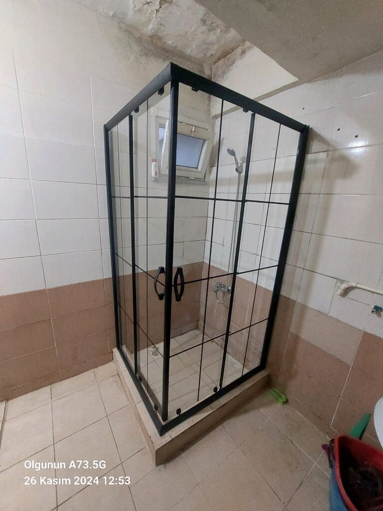 DUŞAKABİNDE FIRSAT - 11