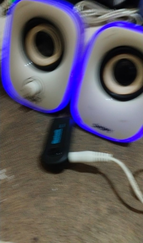 AZ KULLANILMIŞ SNOPY MARKA MİNİ 1+1 USB İLE ÇALIŞAN BLOTOUT HOPARLÖR - 2
