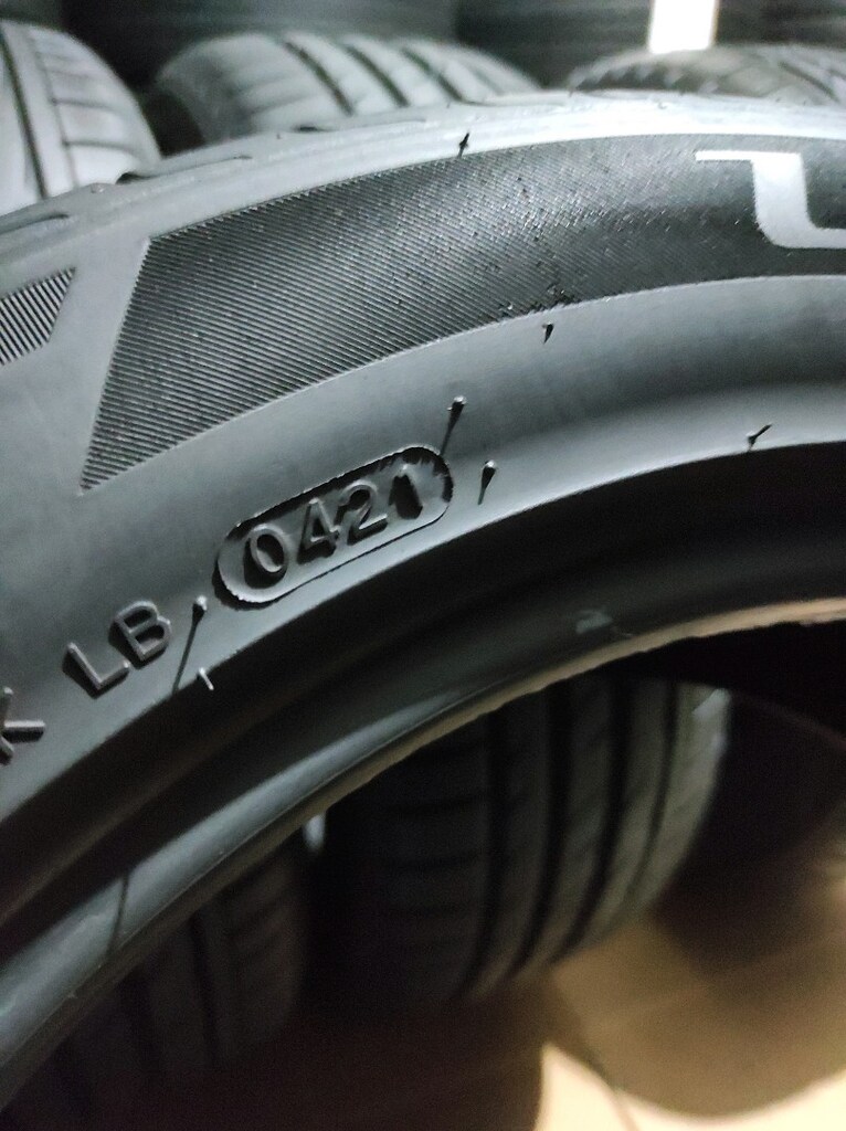 195-55-16 Laufen 4 adet yazlık lastik (tarih:2020) - 6