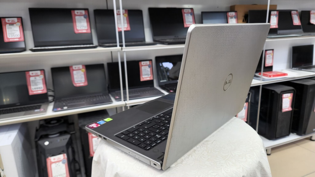 ABT BİLİŞİM – DELL | i5-5200U | 8 GB RAM | 240 GB SSD | 2 GB 920M | - 8