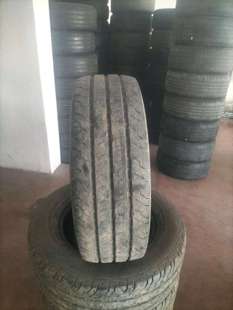 4 adet lastikler 235 65 r 16 c 0 gibi lastikler - 5