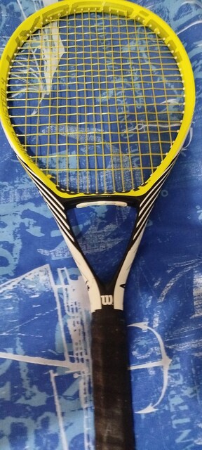 Tenis Raketi.