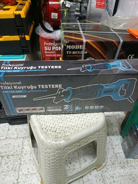 elektrikli tilki kuyruğu testere