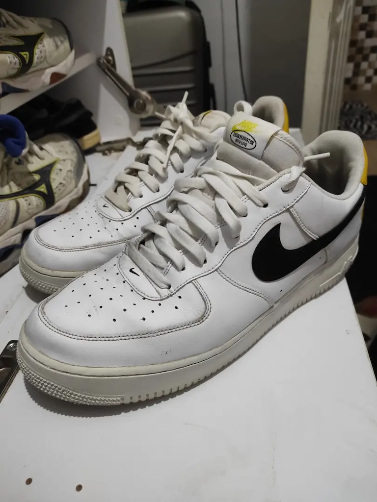 Nike sneaker 48.5