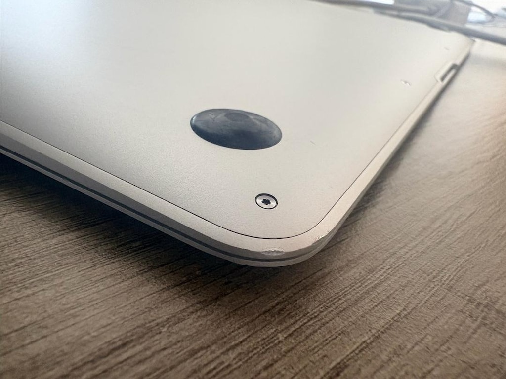Apple Mac book Air A1466 model 500 gb yükseltilmiş ssd-2.2 ghz i7 iş. - 14