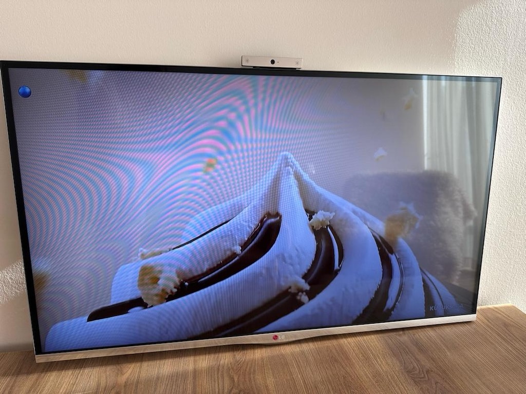LG 42LA740S Full HD 3D Smart TV - 2