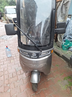 Yuki Greta 59 pro 2025 model+Alarm.+Kask+KAilit