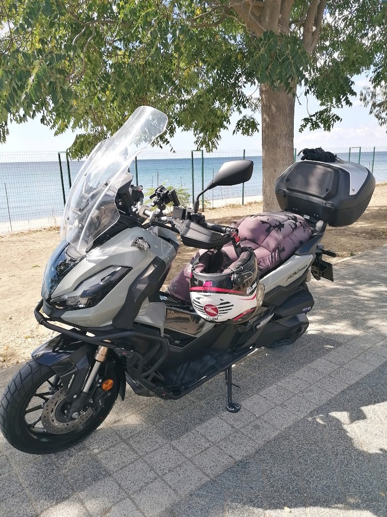 Honda Adv 350 - 2