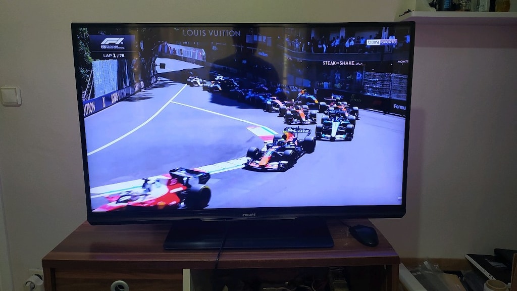 PHİLİPS 42 İNÇ LED TV AMBİLİGHT Lİ - 3