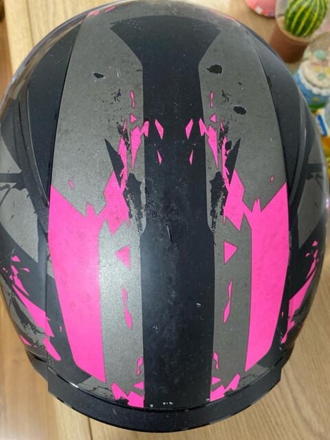 LS2 Pembe Kask
