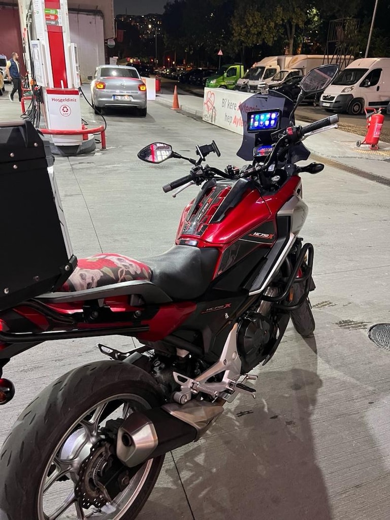 Honda nc750 x - 4