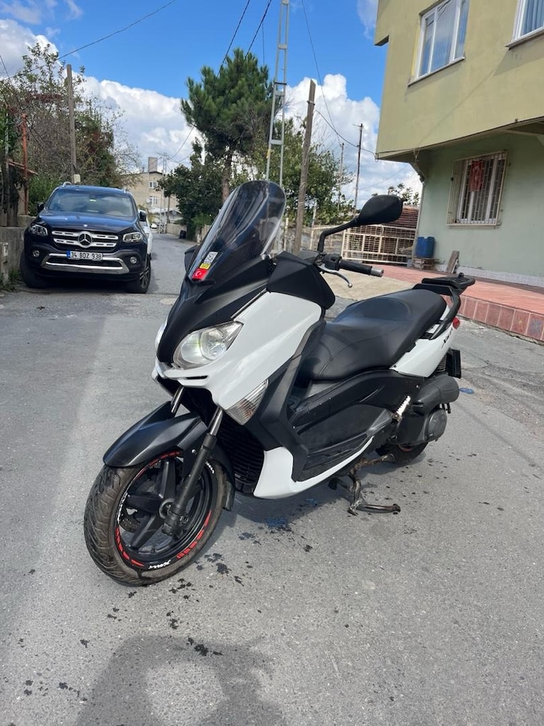 ORJiNAL YEDEK ANAHTARINA KADAR SIFIR KOMPLE MOTOR lu XMAX 250 - 2