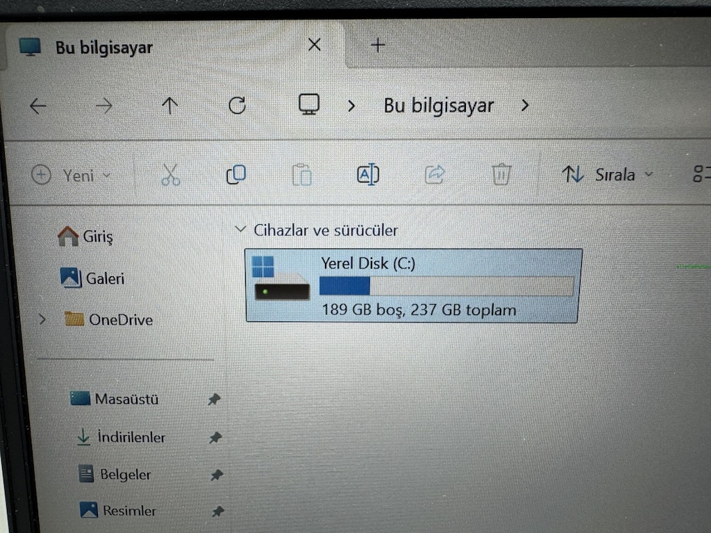 LENOVO THİNKPAD İ5 13. NESİL 16 GB RAM 256 M2SSD - 5