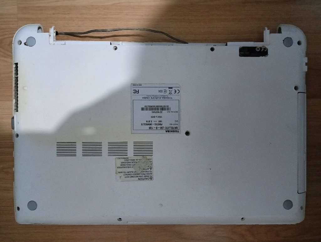 Toshiba Satellite i5 4.Nesil Bozuk Hasarlı Laptop - 4