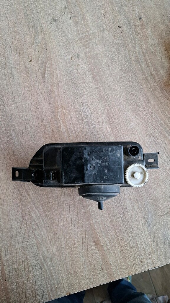 FORD ESCORD CLX 1995-2000 SAĞ SİS FARI ORJİNAL HELLA - 4