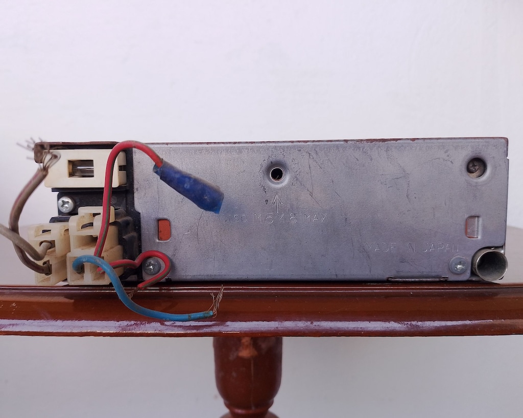 Clarion Oto Radyo 1970'lere Ait Vintage Otomobil Radyosu - 4