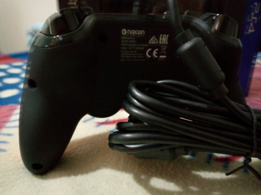 Ps4 kolu kablolu sıfır - 14