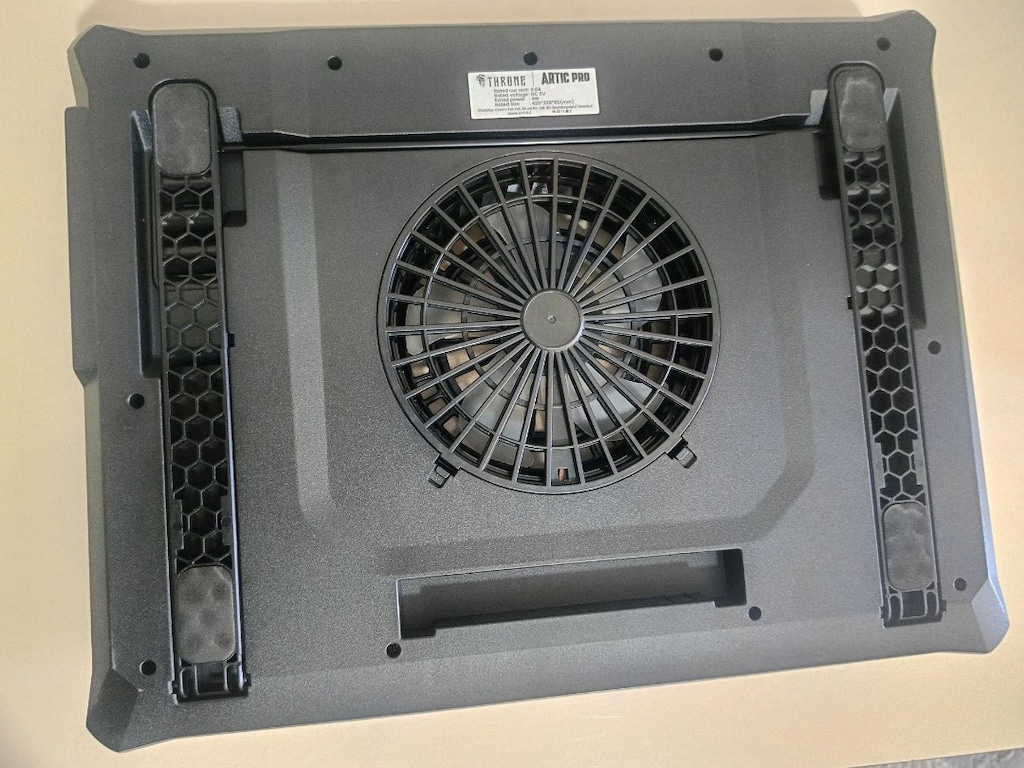 ACİL - SIFIR AYARINDA Claw's Arctic Pro RGB Oyuncu Laptop Soğutucu - 11