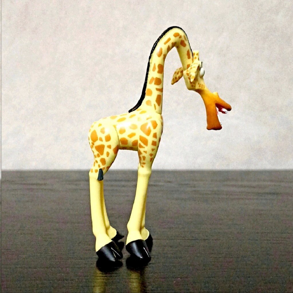 Melman Figür Oyuncak {Madagaskar} - 2
