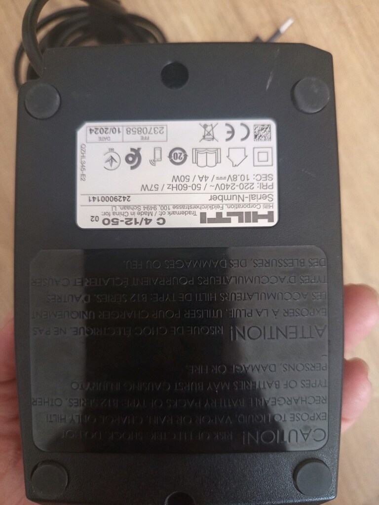 Hilti marka şarj aleti - 2