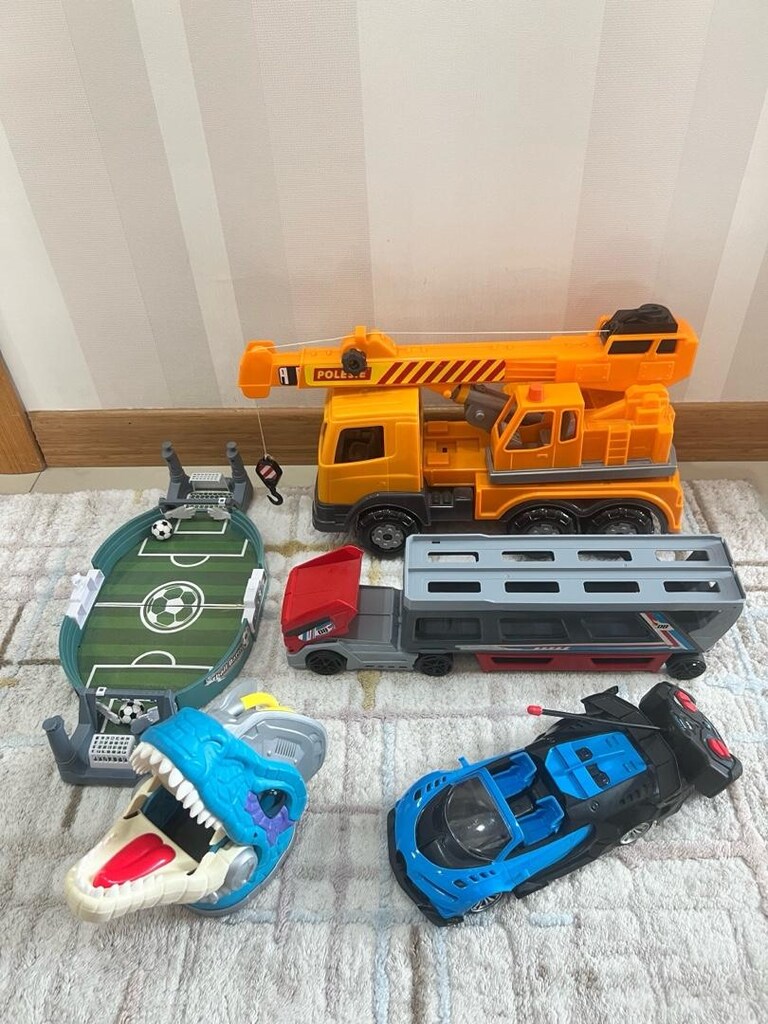Oyuncak ( kumandali )Araba , Vinç, Pilli Trex , Taşıyıcı - 3