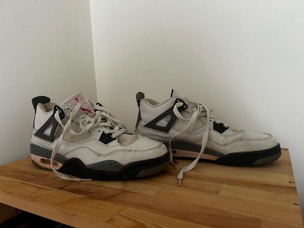 Nike Air Jordan Retro 4 - 6