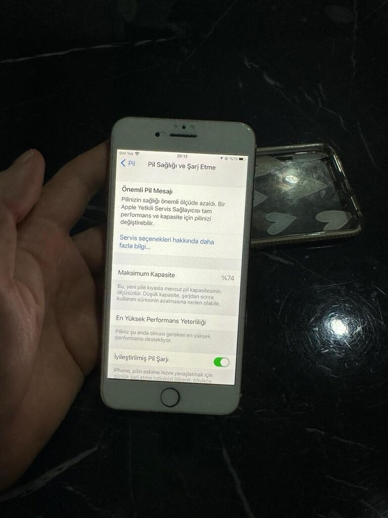 iphone 8 plus gold - 4