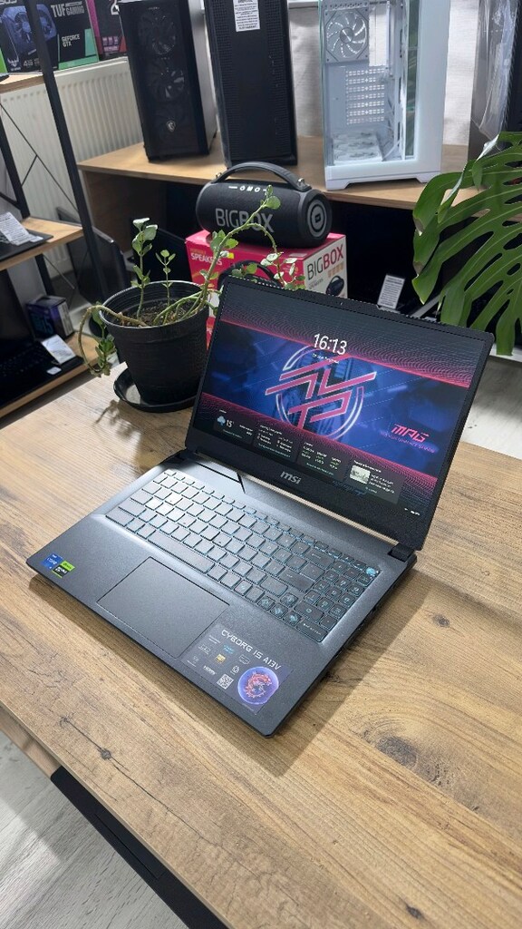 MSI CYBORG 15 - i5 13TH - 8GB GPU- 9AY GARANTİ - KUSURSUZ - FULL - 3