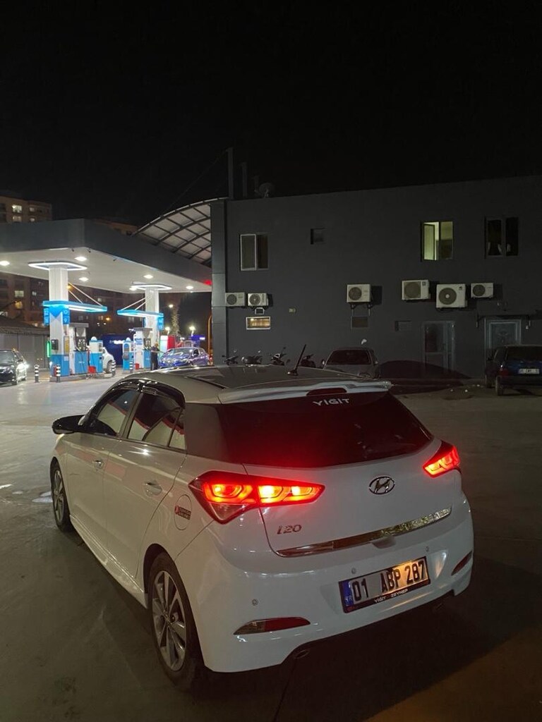 Hyundai i 20 stayla 2016 model 1.2 - 7
