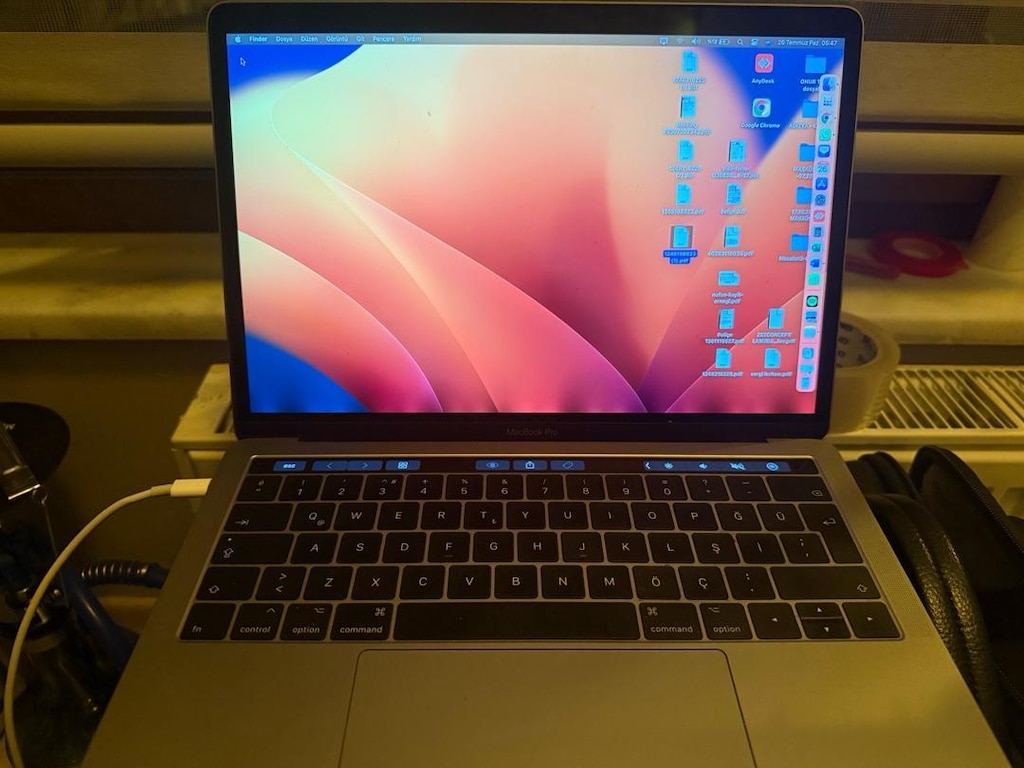 macbook pro ( touchbar ) 2017 - 4