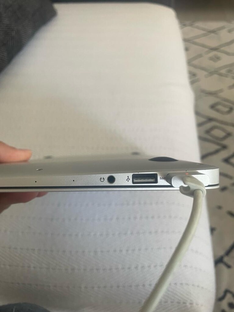 macbook air 11 (2015) - 6