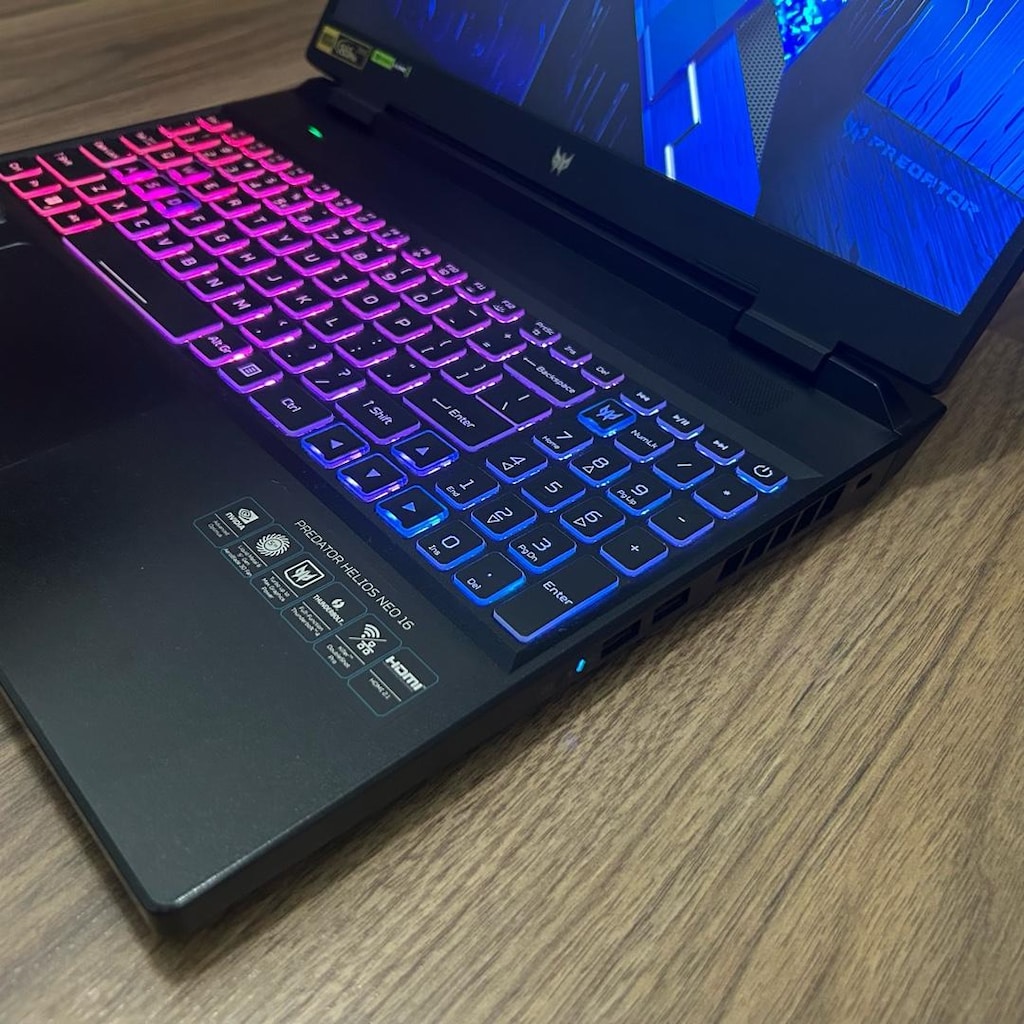Acer Predator i7 13700HX 165hz Laptop - 3