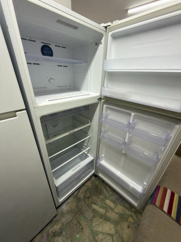 Samsung Beyaz Buzdolabı - 2