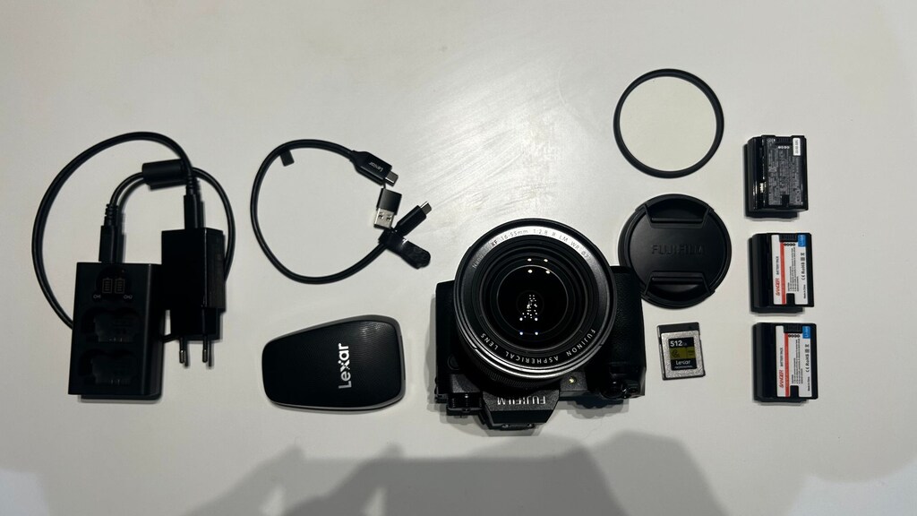 FULL SET Fujifilm XH-2 + Fujinon XF 16-55mm F2.8 + 512 GB CF B - 2