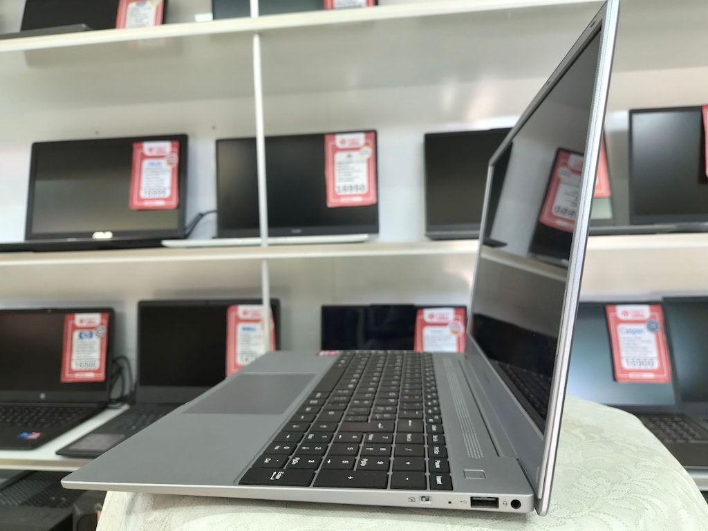 ABT BİLİŞİM - Amd 3020e 8 Gb Ram 256 Gb M2 15.6 İnç Full Hd - 9